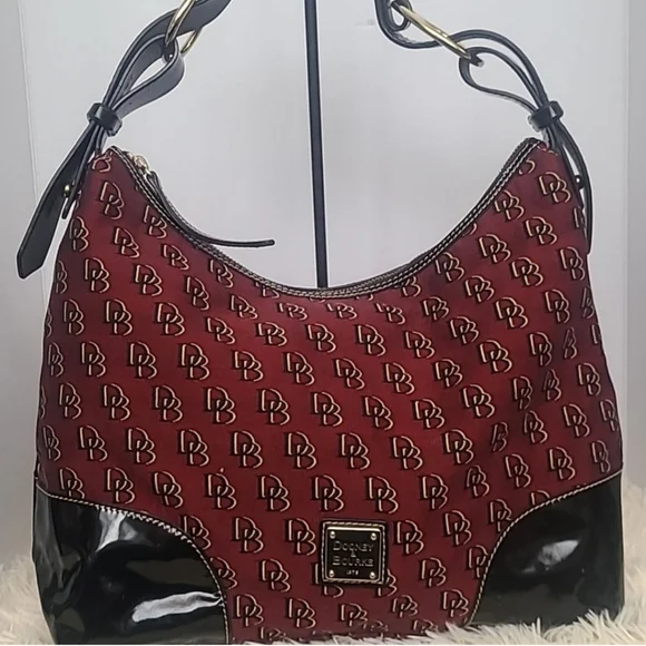 EUC Dooney & Bourke - Picture 10 of 10